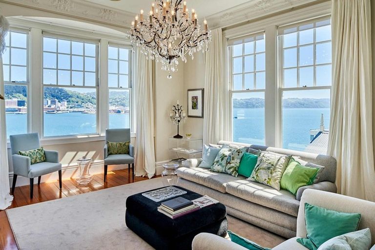 Photo of property in 30 Mcfarlane Street, Mount Victoria, Wellington, 6011