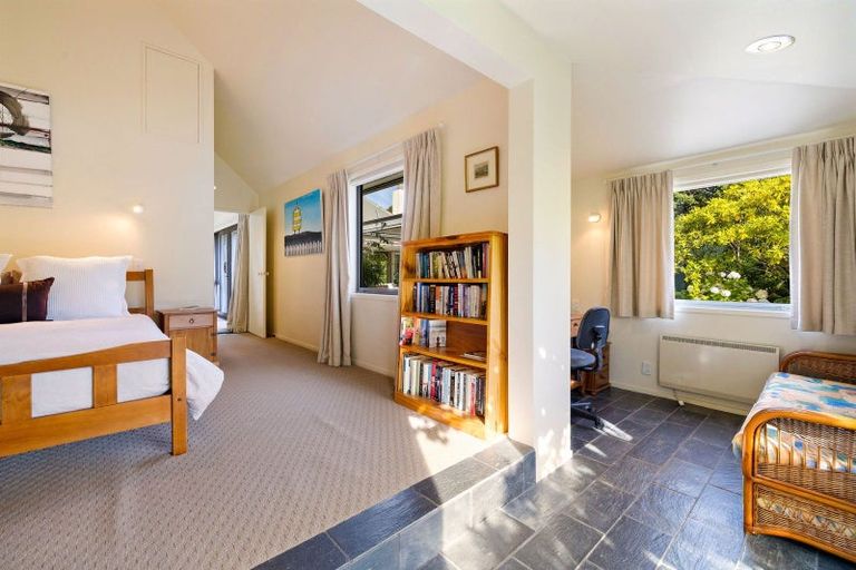 Photo of property in 3 Stafford Street, Arrowtown, 9302