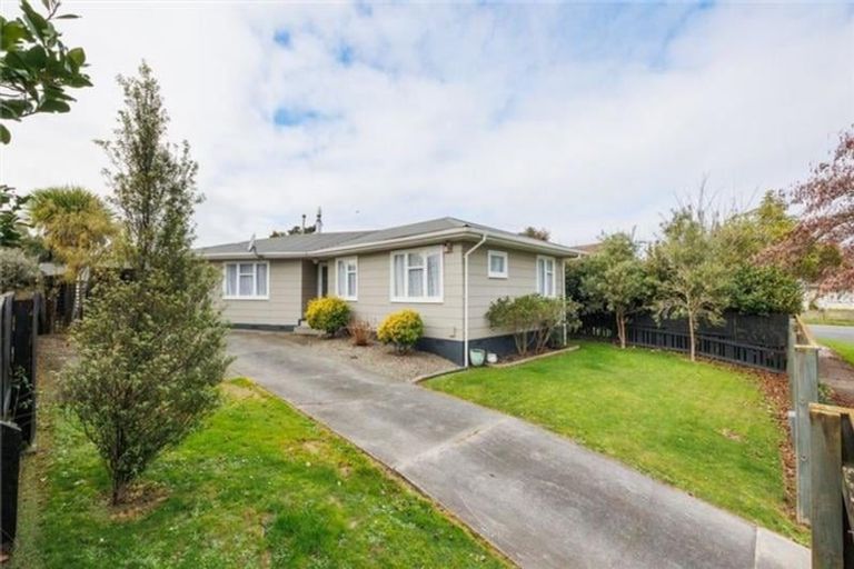 Photo of property in 63 Anakiwa Street, Kelvin Grove, Palmerston North, 4414