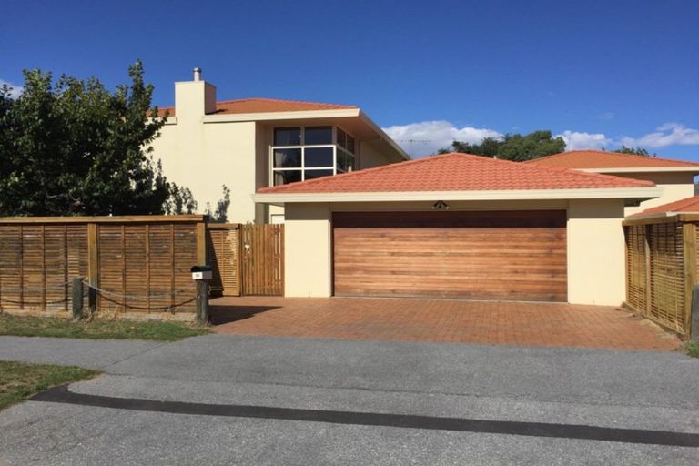Photo of property in 49 Waenga Drive, Cromwell, 9310
