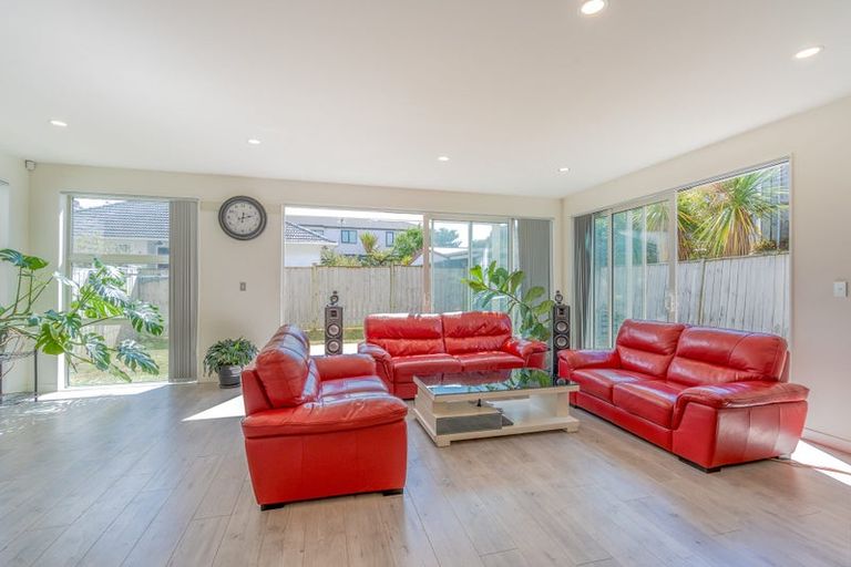 Photo of property in 7 Nephrite Lane, Henderson, Auckland, 0610