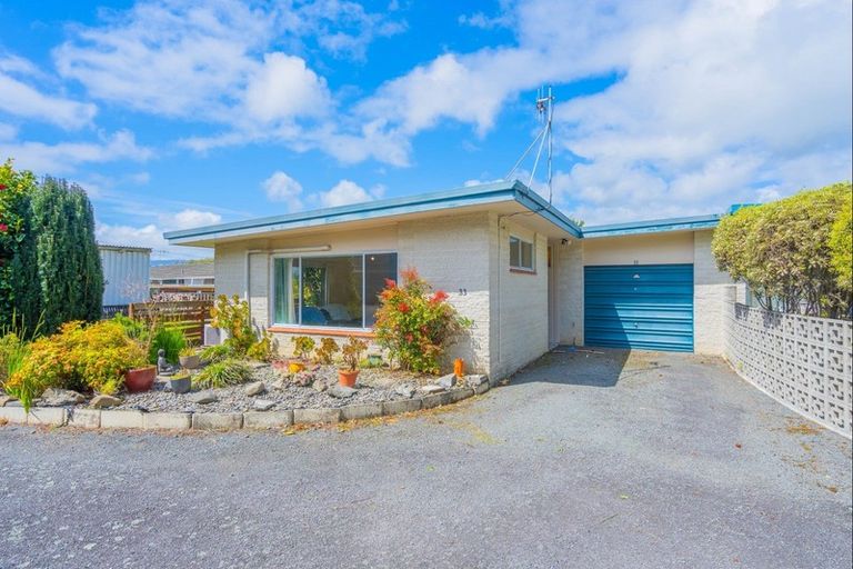 Photo of property in 33 Tui Road, Raumati Beach, Paraparaumu, 5032
