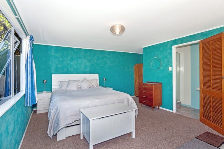 Photo of property in 100 Awapuni Road, Awapuni, Gisborne, 4010