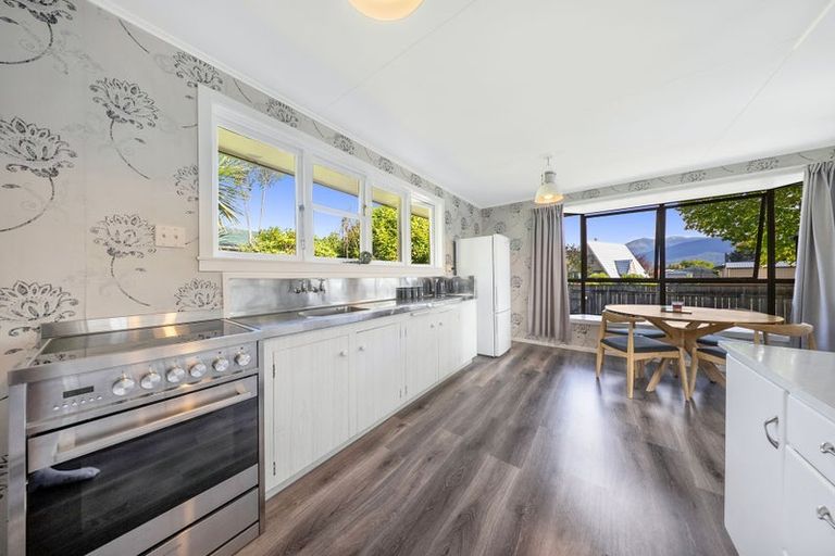 Photo of property in 110 Quintin Drive, Te Anau, 9600