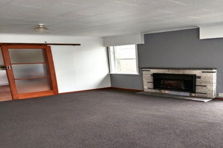 Photo of property in 2 Epsom Way, Karori, Wellington, 6012