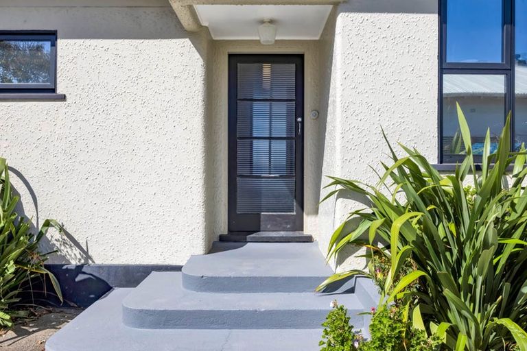 Photo of property in 11 Galt Street, Hawera, 4610