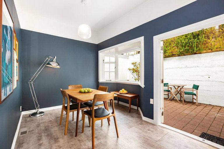 Photo of property in 5 Burwah Street, Berhampore, Wellington, 6023