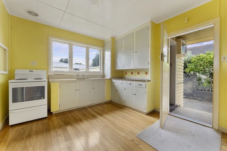 Photo of property in 31 Princes Street, Fitzroy, New Plymouth, 4312