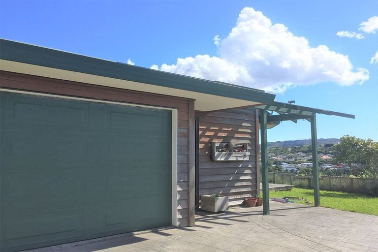 Photo of property in 37b Kentwood Drive, Woodridge, Wellington, 6037