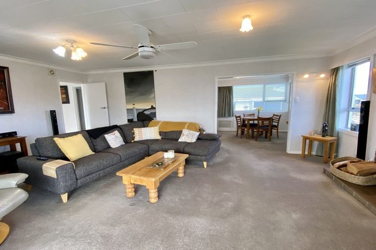 Photo of property in 32 Kildare Drive, Waikiwi, Invercargill, 9810