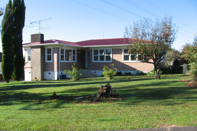 Photo of property in 59 Tiroroa Avenue, Te Atatu South, Auckland, 0610