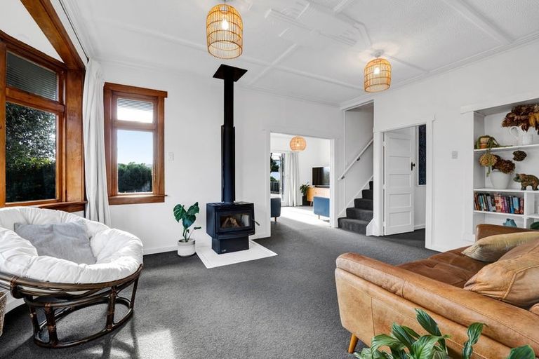 Photo of property in 48 Karina Road, Merrilands, New Plymouth, 4312