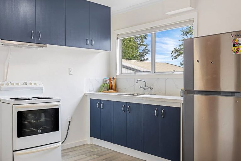 Photo of property in 2/40 Brynley Street, Hornby, Christchurch, 8042