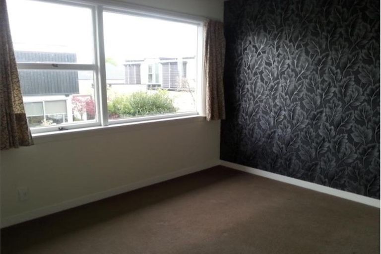 Photo of property in 4/58 Office Road, Merivale, Christchurch, 8014