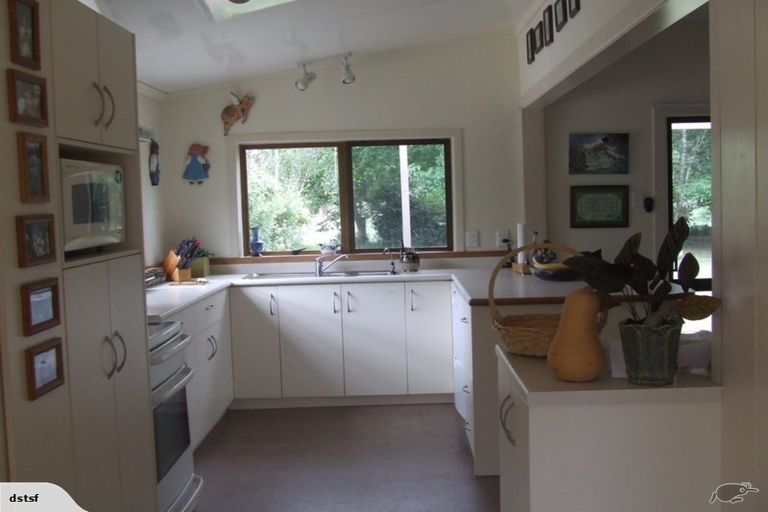 Photo of property in 110 Shaw Road, Coastlands, Whakatane, 3191