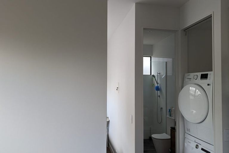 Photo of property in 14 City View Terrace, Birkenhead, Auckland, 0626