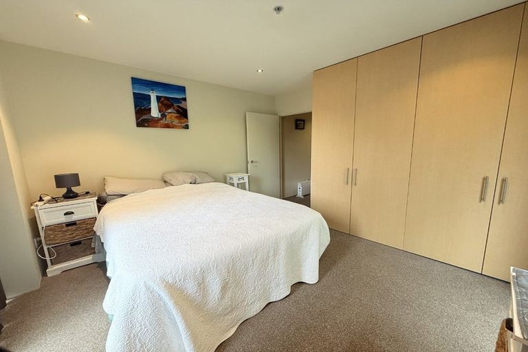 Photo of property in Sanctum Apartments, 27/10b Ebor Street, Te Aro, Wellington, 6011