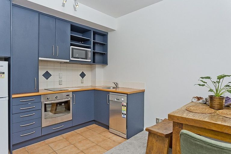 Photo of property in 69/2 Armoy Drive, East Tamaki, Auckland, 2016