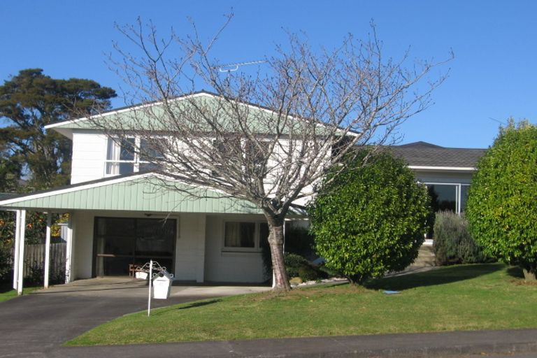 Photo of property in 5 Bellfield Road, Opaheke, Papakura, 2113