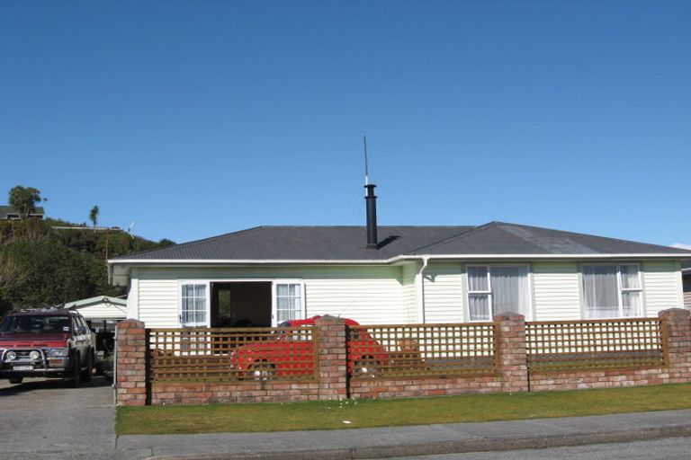 Photo of property in 212 Sewell Street, Hokitika, 7810