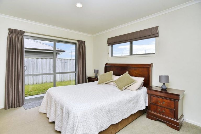 Photo of property in 6 Shilton Lane, Pegasus, 7612