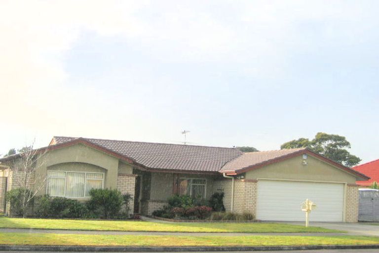 Photo of property in 107 Burswood Drive, Burswood, Auckland, 2013