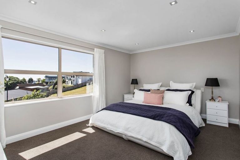 Photo of property in 3 Roystone Way, Huntsbury, Christchurch, 8022