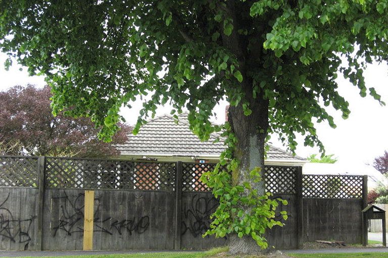 Photo of property in 37 Earnslaw Crescent, Bryndwr, Christchurch, 8053