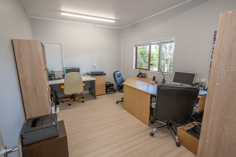 Photo of property in 59 Cable Bay Block Road, Cable Bay, 0420