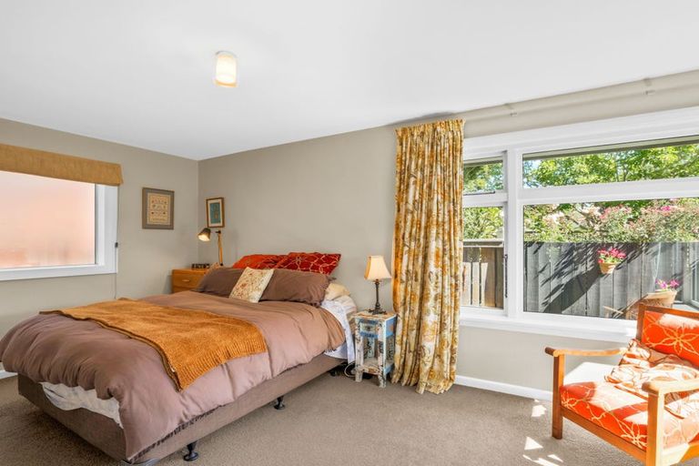Photo of property in 71 Hamilton Avenue, Ilam, Christchurch, 8041