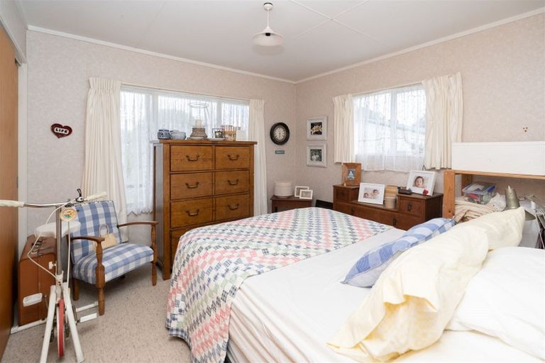 Photo of property in 114 Lewis Street, Glenview, Hamilton, 3206