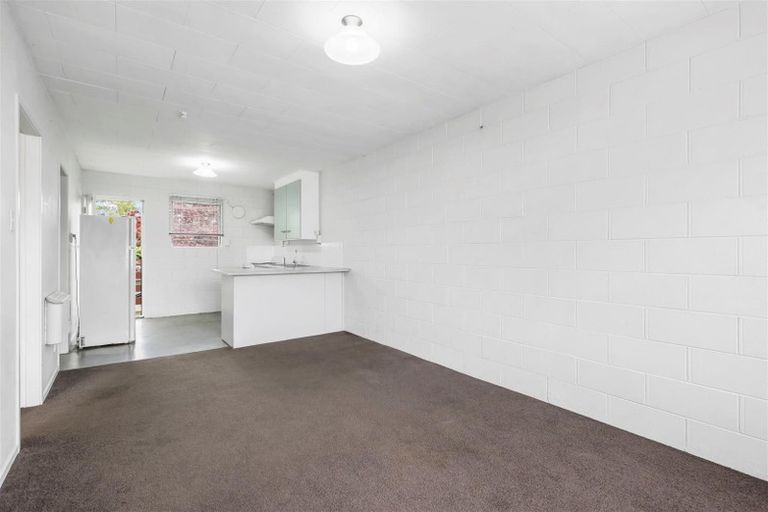 Photo of property in 1/17 Stanley Street, Claudelands, Hamilton, 3214