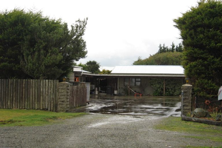 Photo of property in 102 Taiepa Road, Otatara, Invercargill, 9879