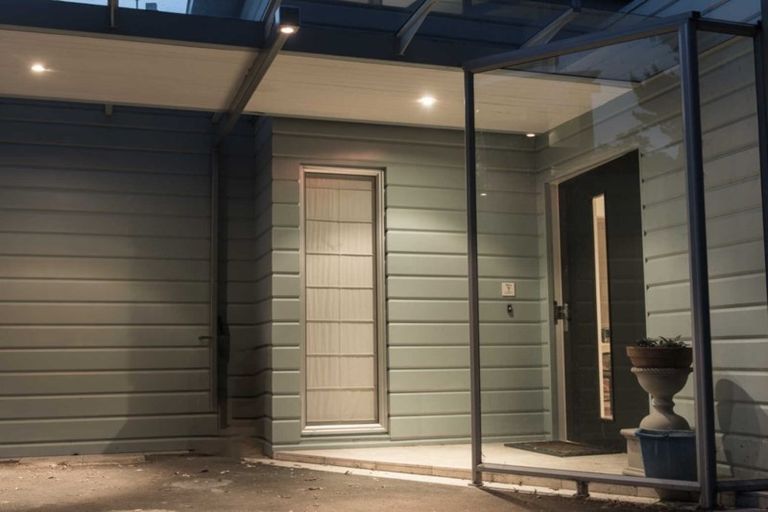 Photo of property in 1a Sherwood Lane, Cashmere, Christchurch, 8022