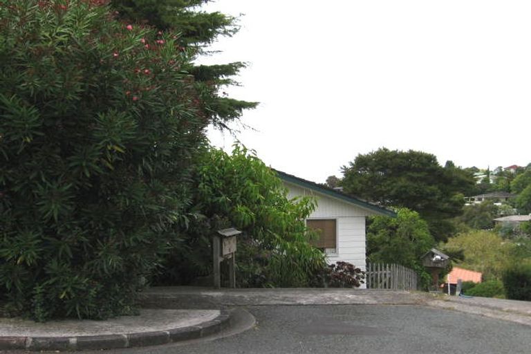 Photo of property in 16 Charmaine Road, Torbay, Auckland, 0630