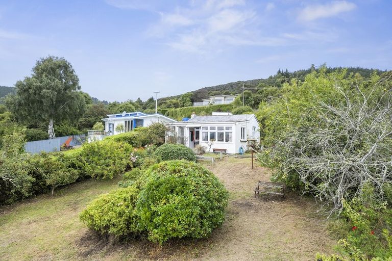 Photo of property in 141 Doctors Point Road, Waitati, 9085