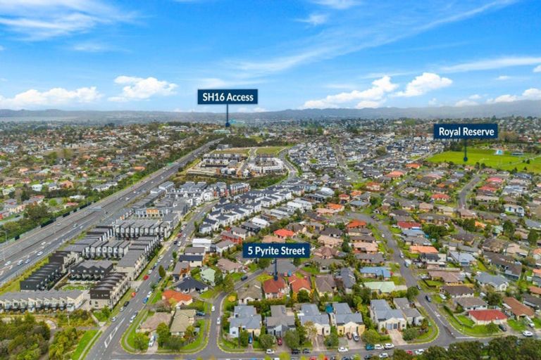 Photo of property in 5 Pyrite Street, Westgate, Auckland, 0614