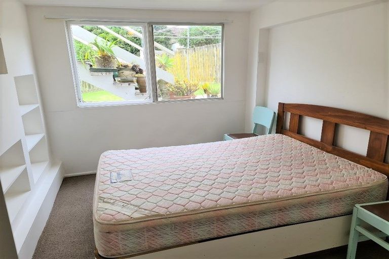 Photo of property in 9 Velma Road, Hillcrest, Auckland, 0627