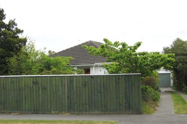 Photo of property in 15 Heath Street, Burnside, Christchurch, 8053