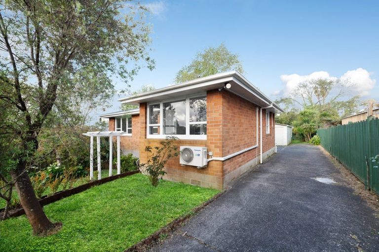 Photo of property in 12 Ranui Avenue, Ranui, Auckland, 0612