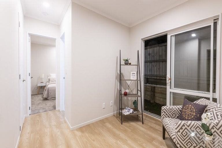 Photo of property in 30 Carrickdawson Drive, Flat Bush, Auckland, 2019