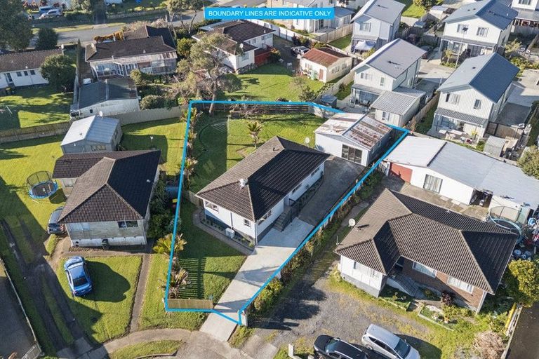 Photo of property in 7 Pushon Place, Clendon Park, Auckland, 2103