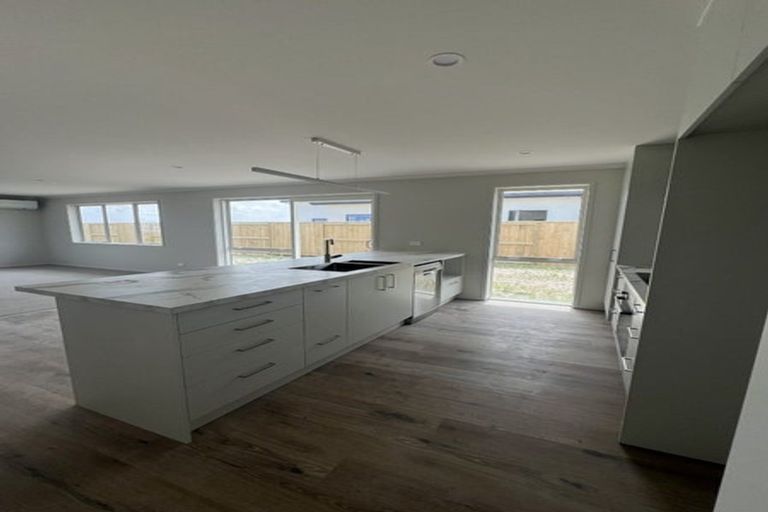 Photo of property in 18 Kopakopa Crescent, Wharewaka, 3330