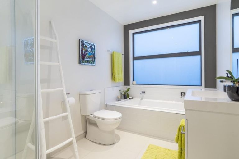 Photo of property in 14 Eden Crescent, Brookfield, Tauranga, 3110