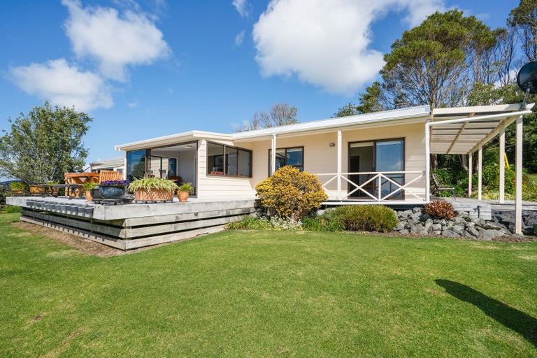 Photo of property in 62 Atkins Road, Portland, Whangarei, 0178