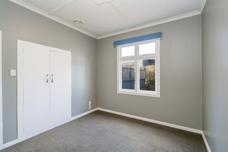 Photo of property in 15 Mary Street, Winton, 9720
