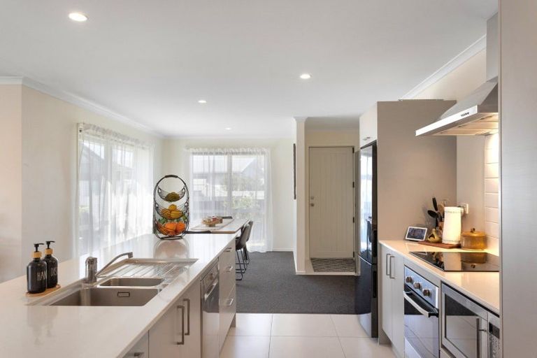 Photo of property in 36 Kuru Place, Papamoa, 3118