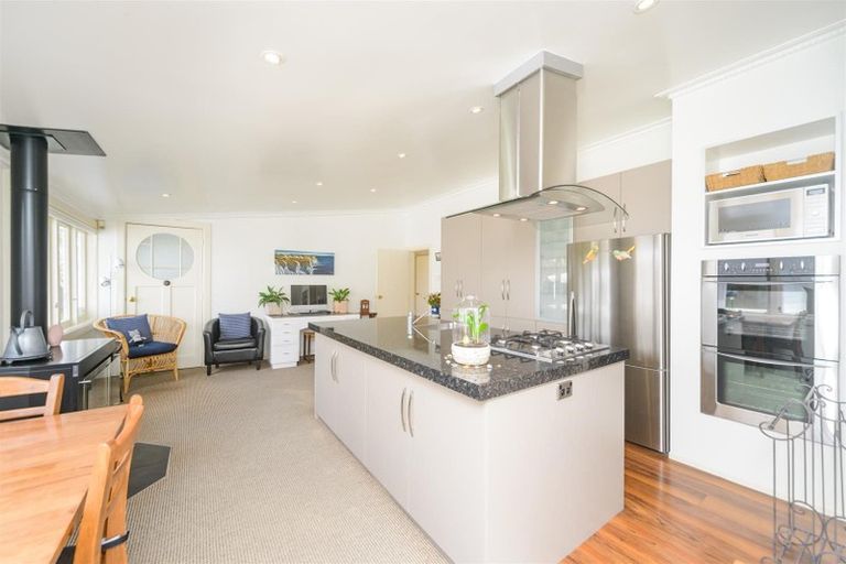 Photo of property in 23 Follett Street, Marton, 4710