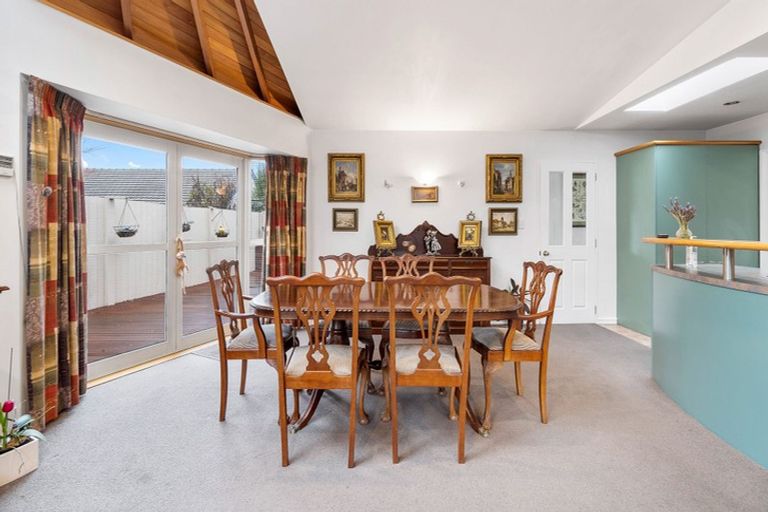 Photo of property in 8 Reading Street, Upper Riccarton, Christchurch, 8041