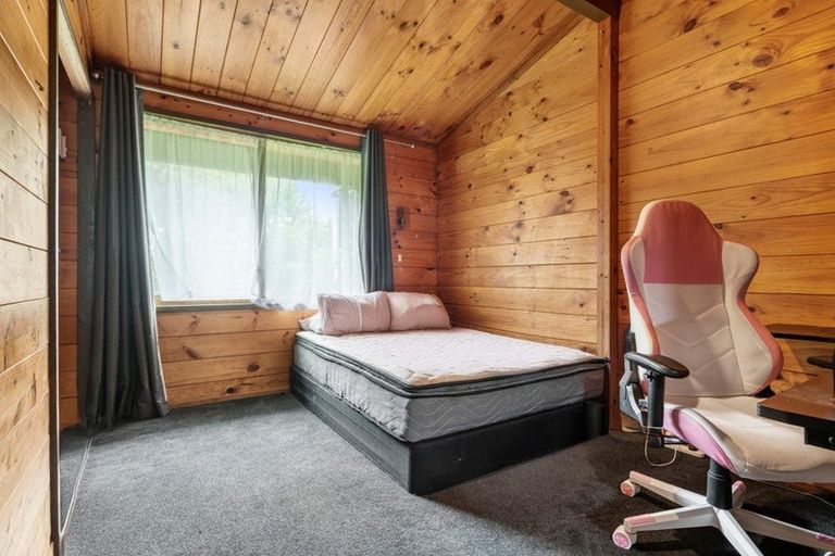 Photo of property in 116a Sandspit Road, Waiuku, 2123